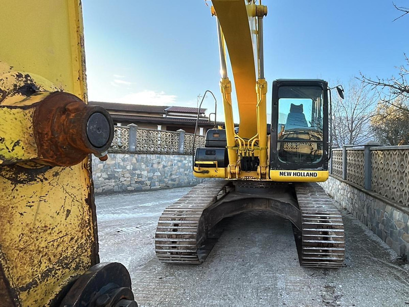New Holland E245B - Εκσκαφέας: φωτογραφία 3 New Holland E245B - Εκσκαφέας: φωτογραφία 3