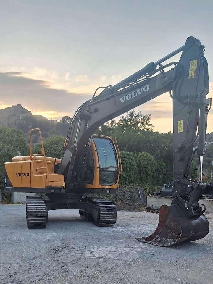 VOLVO EC140BLC - Ερπυστριοφόρος εκσκαφέας: φωτογραφία 3 VOLVO EC140BLC - Ερπυστριοφόρος εκσκαφέας: φωτογραφία 3