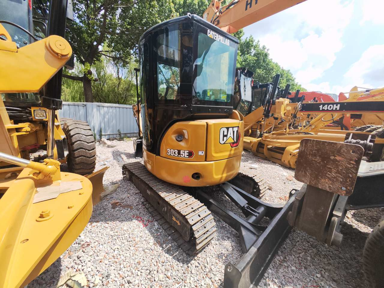 CATERPILLAR 303.5 - Μίνι εκσκαφέας: φωτογραφία 1 CATERPILLAR 303.5 - Μίνι εκσκαφέας: φωτογραφία 1