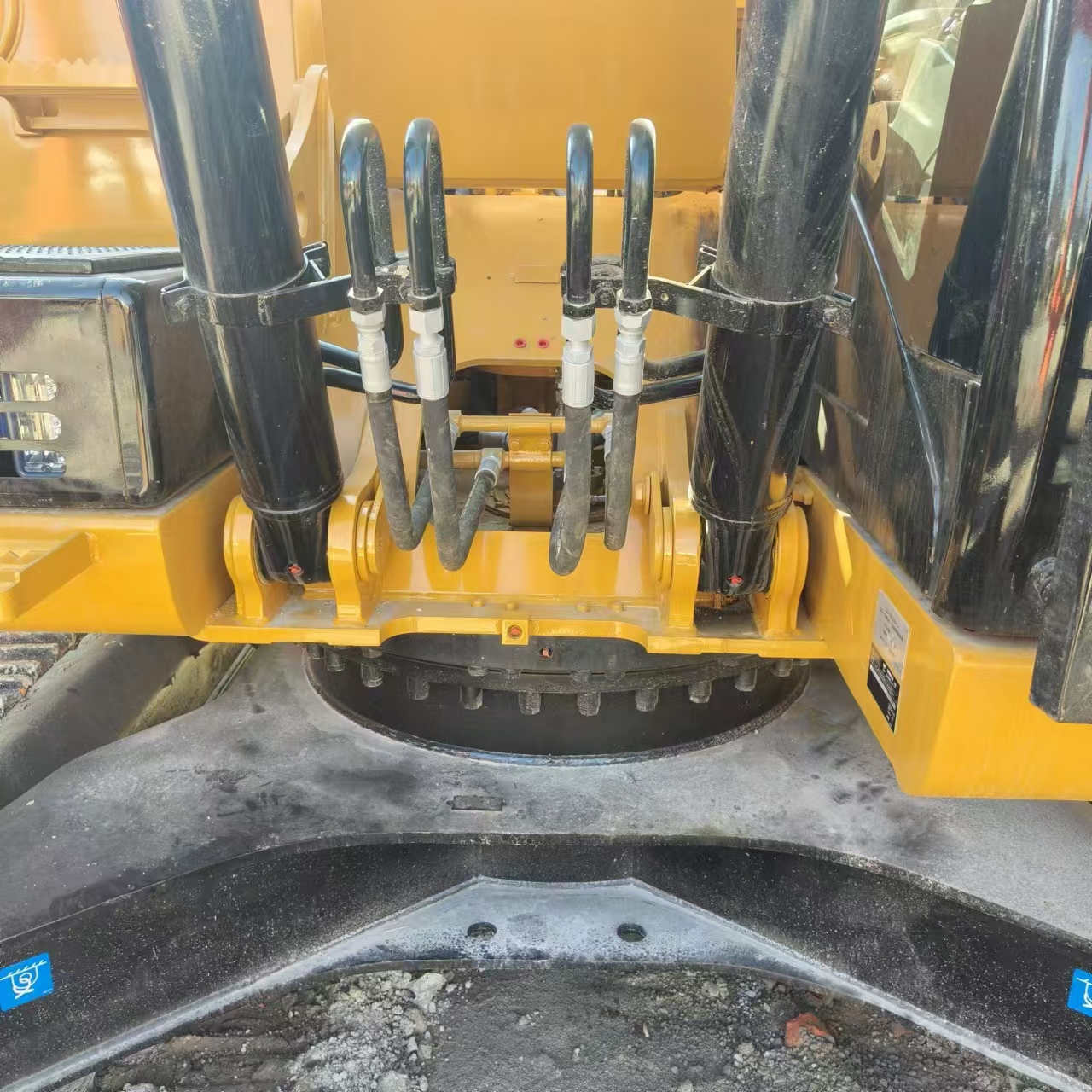 CATERPILLAR 323D - Ερπυστριοφόρος εκσκαφέας: φωτογραφία 3 CATERPILLAR 323D - Ερπυστριοφόρος εκσκαφέας: φωτογραφία 3
