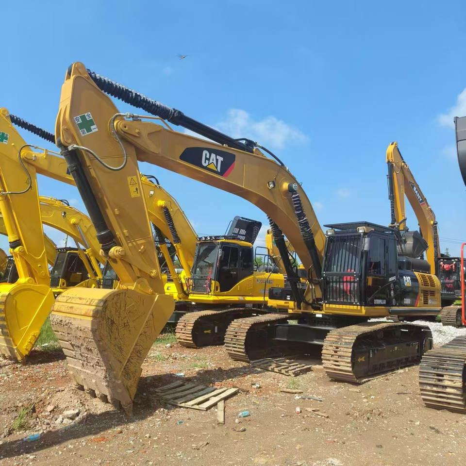CATERPILLAR 330D2 - Ερπυστριοφόρος εκσκαφέας: φωτογραφία 1 CATERPILLAR 330D2 - Ερπυστριοφόρος εκσκαφέας: φωτογραφία 1