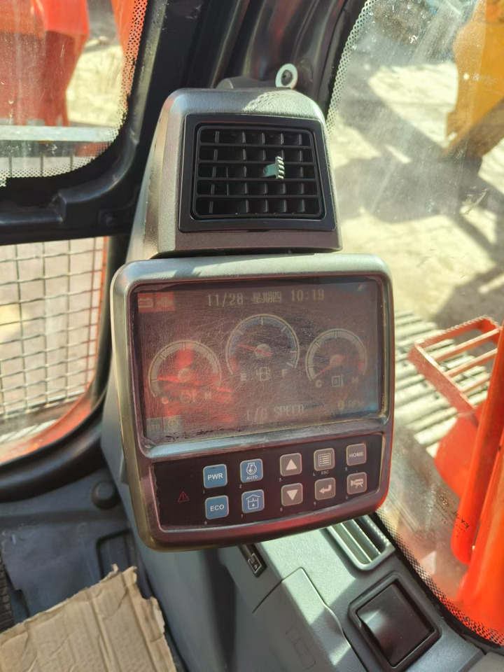 Εκσκαφέας DOOSAN DX150: φωτογραφία 17 Εκσκαφέας DOOSAN DX150: φωτογραφία 17