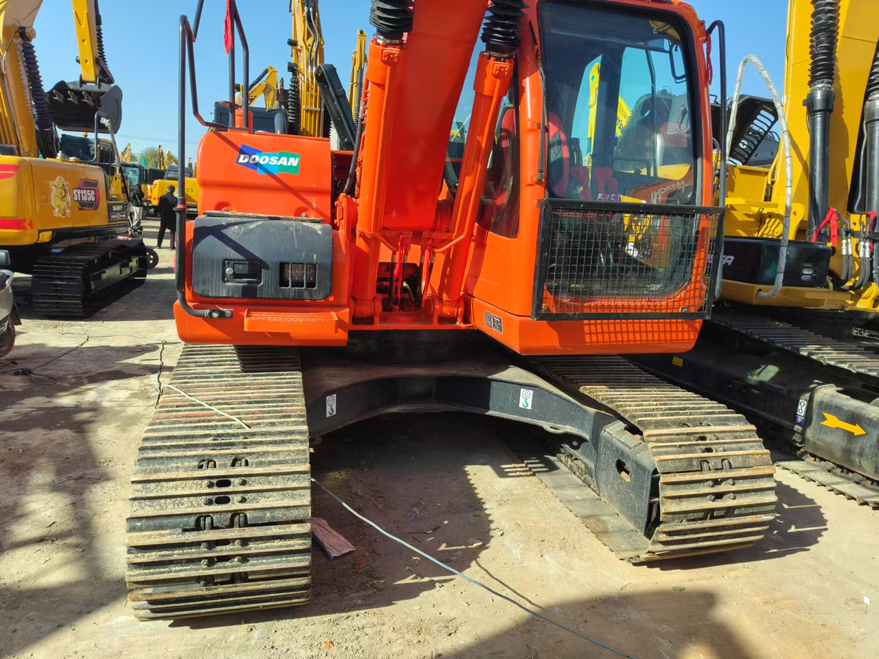 Εκσκαφέας DOOSAN DX150: φωτογραφία 21 Εκσκαφέας DOOSAN DX150: φωτογραφία 21