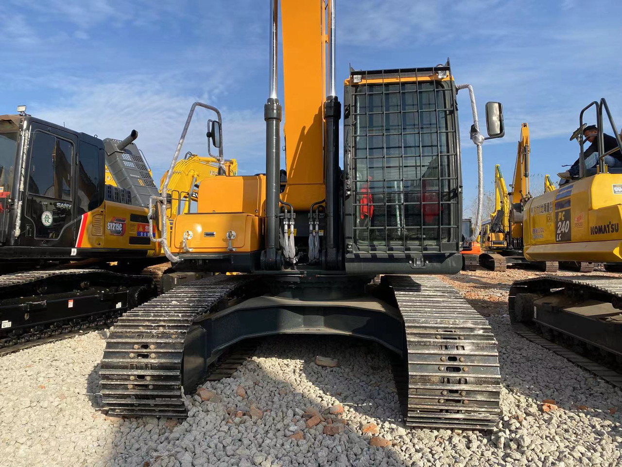 HYUNDAI R220-9S - Ερπυστριοφόρος εκσκαφέας: φωτογραφία 5 HYUNDAI R220-9S - Ερπυστριοφόρος εκσκαφέας: φωτογραφία 5