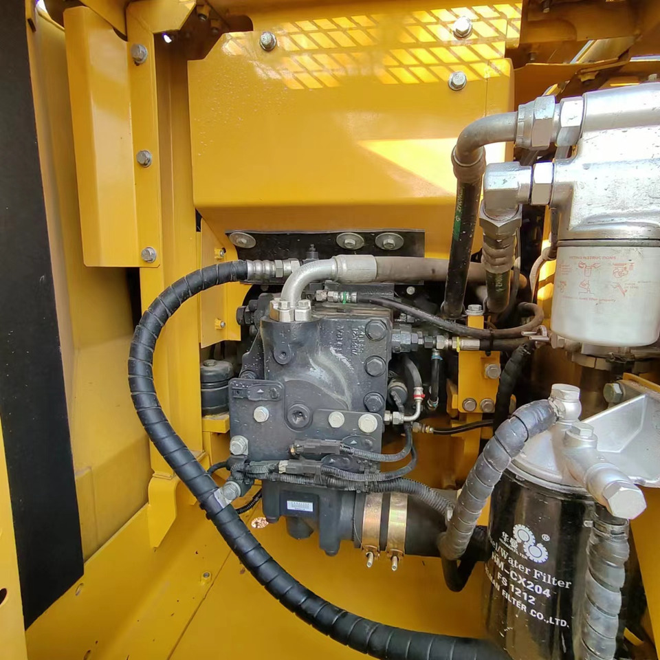 Ερπυστριοφόρος εκσκαφέας KOMATSU PC130: φωτογραφία 11