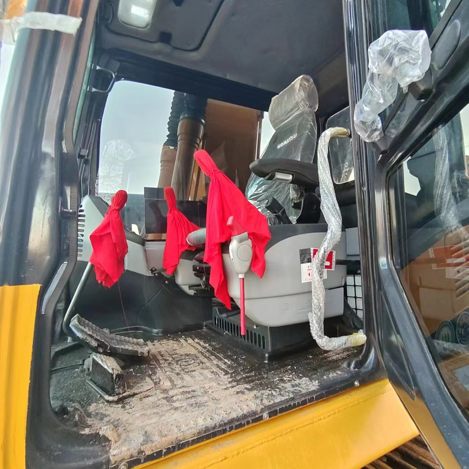 Leasing KOMATSU PC160 KOMATSU PC160: φωτογραφία 10