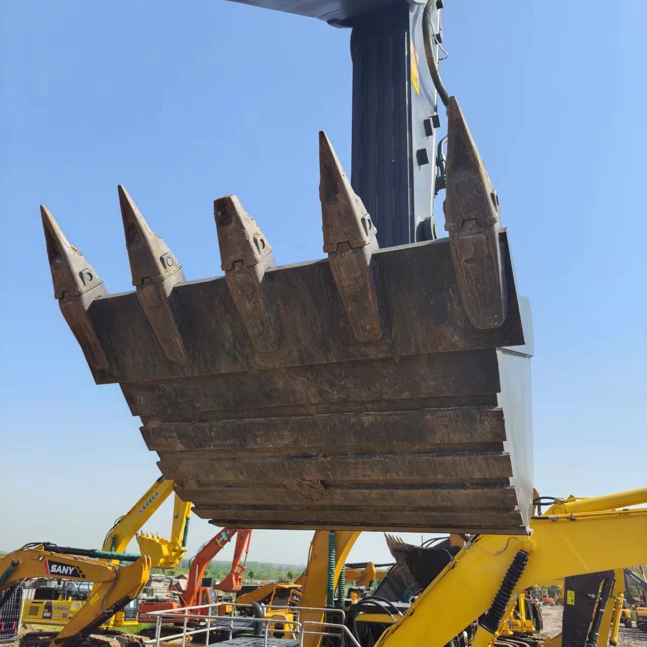 Ερπυστριοφόρος εκσκαφέας VOLVO EC460: φωτογραφία 9