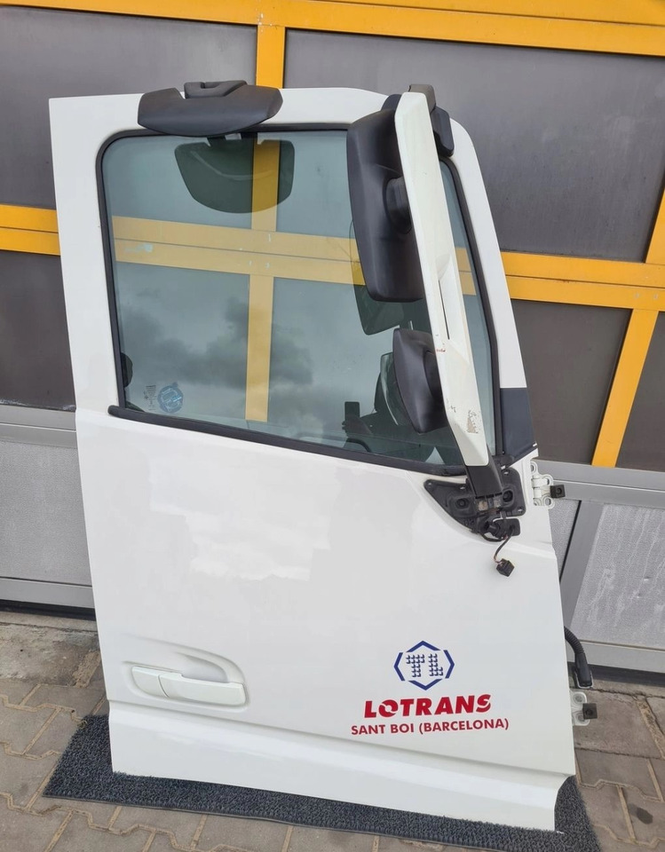 DRZWI KOMPLETNE PRAWE VOLVO FH 4 1103 - Πόρτα και ανταλλακτικά: φωτογραφία 2 DRZWI KOMPLETNE PRAWE VOLVO FH 4 1103 - Πόρτα και ανταλλακτικά: φωτογραφία 2