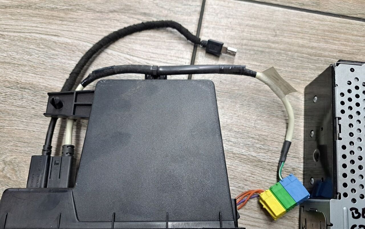 Delphi RADIO MP3 CD AUX USB 12V RENAULT PREMIUM MAGNUM MIDLUM DXI - Καμπίνα και εσωτερικό για Φορτηγό: φωτογραφία 1 Delphi RADIO MP3 CD AUX USB 12V RENAULT PREMIUM MAGNUM MIDLUM DXI - Καμπίνα και εσωτερικό για Φορτηγό: φωτογραφία 1