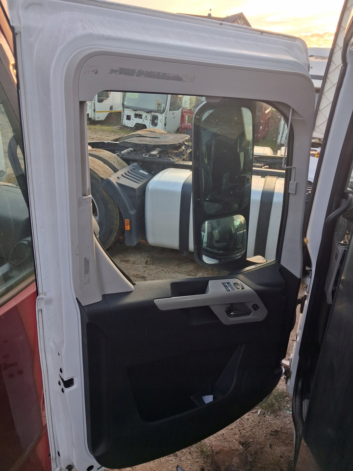 FORD DRZWI KOMPLETNE LEWE FORD F-MAX 500 TRUCKS EURO 6 - Πόρτα και ανταλλακτικά: φωτογραφία 4 FORD DRZWI KOMPLETNE LEWE FORD F-MAX 500 TRUCKS EURO 6 - Πόρτα και ανταλλακτικά: φωτογραφία 4