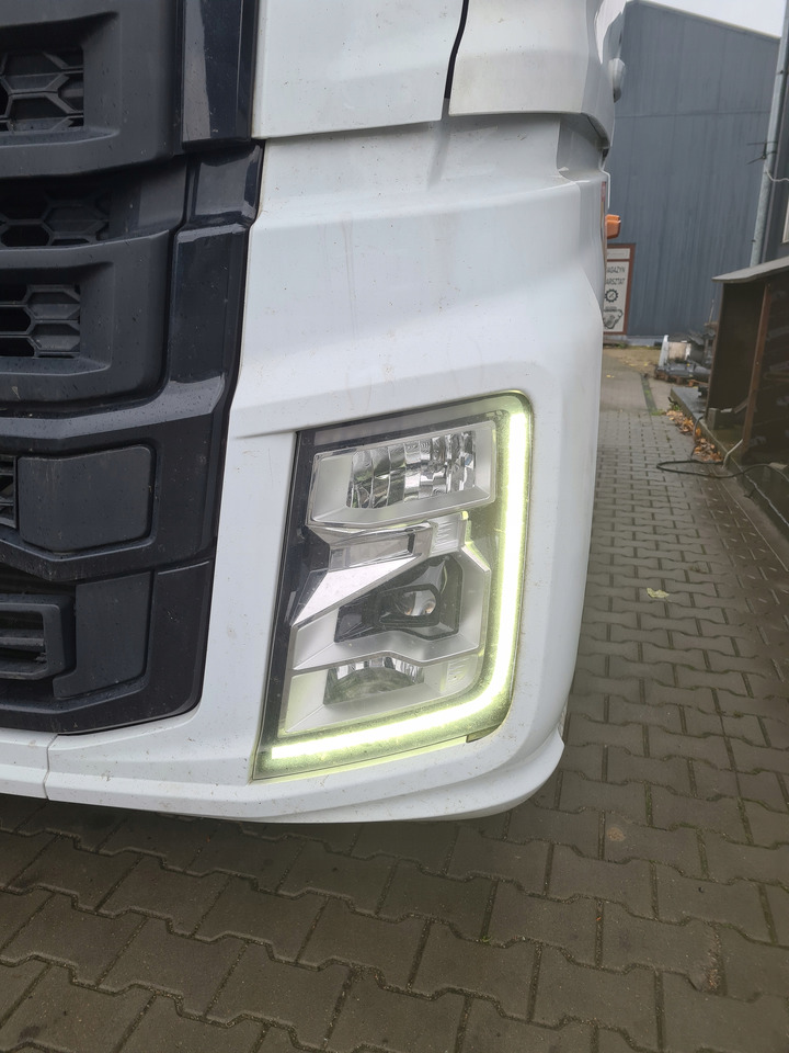 FORD F-MAX 500 TRUCKS PRZÓD KOMPLETNY LAMPA XENON LED GRILL BELKA - Προφυλακτήρας για Φορτηγό: φωτογραφία 4 FORD F-MAX 500 TRUCKS PRZÓD KOMPLETNY LAMPA XENON LED GRILL BELKA - Προφυλακτήρας για Φορτηγό: φωτογραφία 4