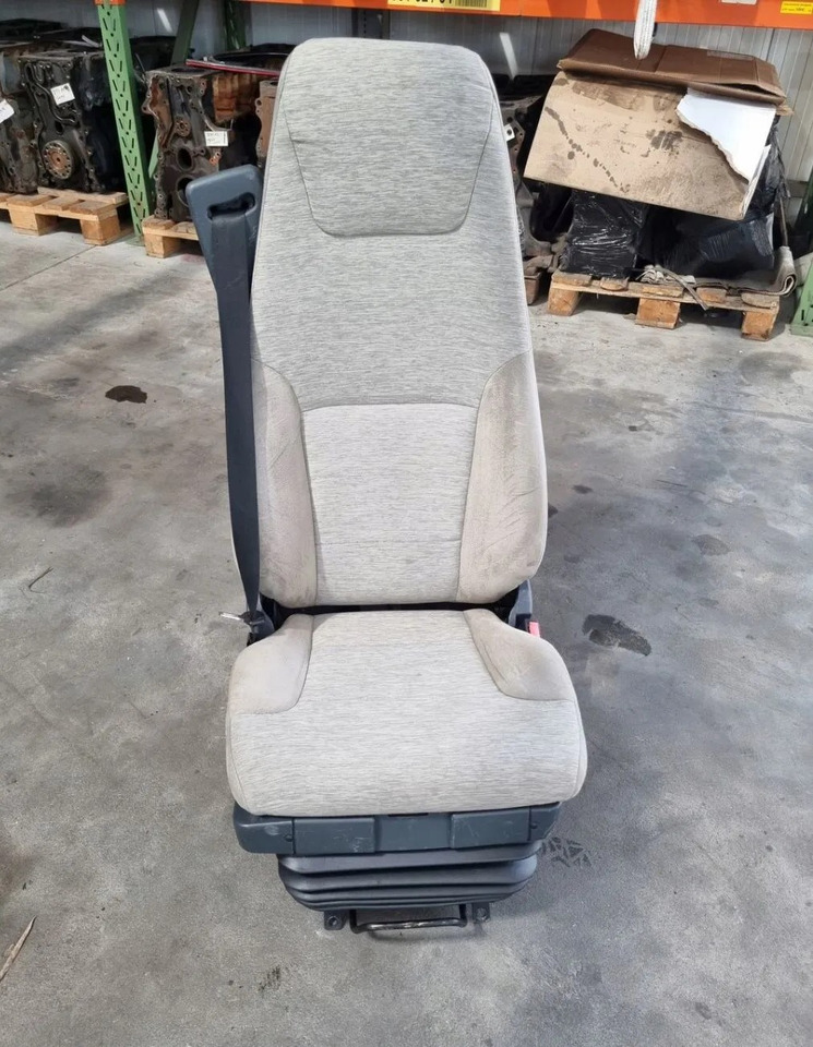 FOTEL PNEUMATYCZNY PRAWY SIEDZENIE PASAŻERA RENAULT PREMIUM MIDLUM DXI - Kάθισμα: φωτογραφία 1 FOTEL PNEUMATYCZNY PRAWY SIEDZENIE PASAŻERA RENAULT PREMIUM MIDLUM DXI - Kάθισμα: φωτογραφία 1