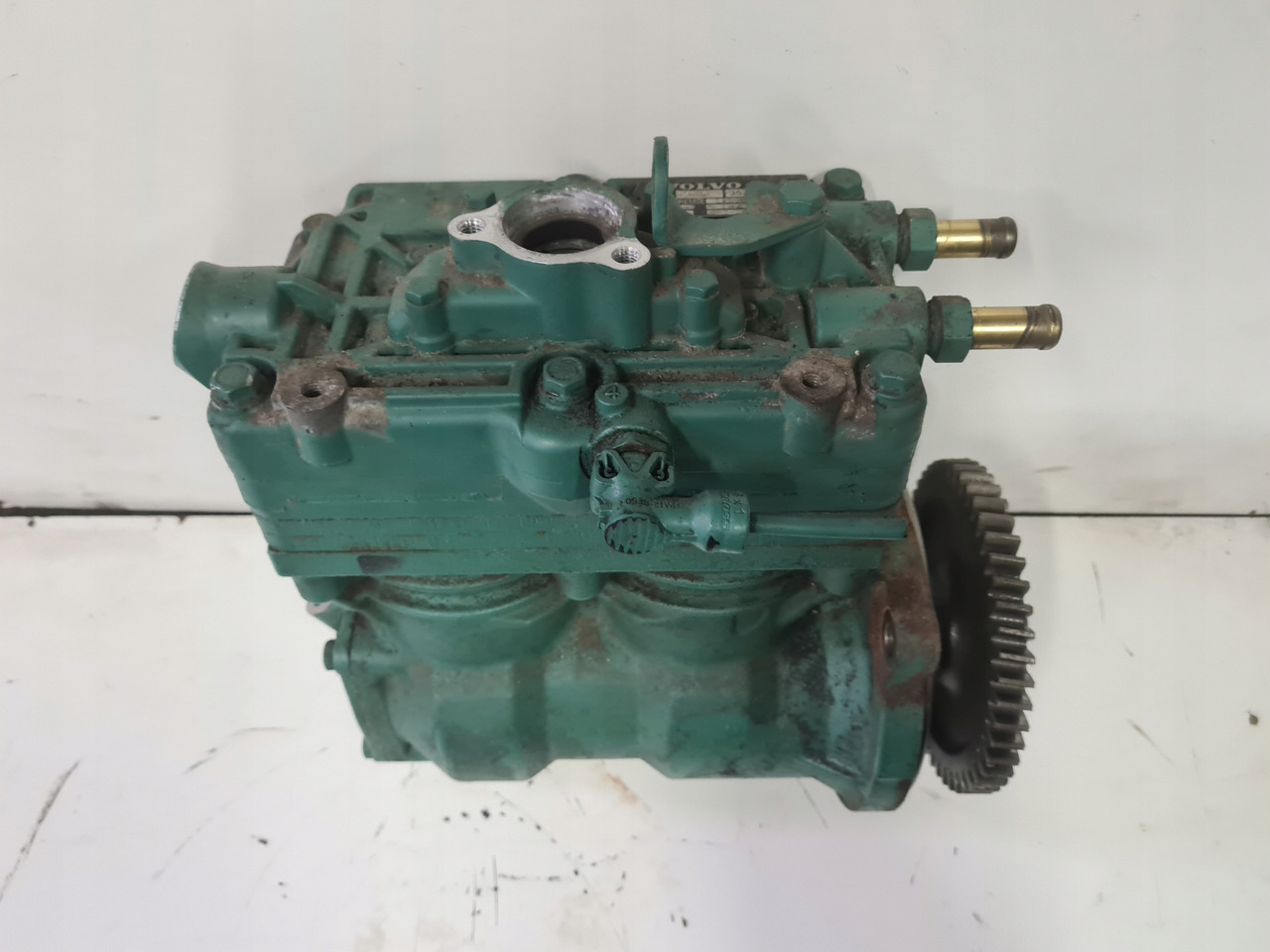 KNORR-BREMSE SPRĘŻARKA KOMPRESOR POWIETRZA RENAULT GAMA T EVO VOLVO FH 5 FM 5 ORYGINAŁ - Κομπρεσέρ για Φορτηγό: φωτογραφία 4 KNORR-BREMSE SPRĘŻARKA KOMPRESOR POWIETRZA RENAULT GAMA T EVO VOLVO FH 5 FM 5 ORYGINAŁ - Κομπρεσέρ για Φορτηγό: φωτογραφία 4