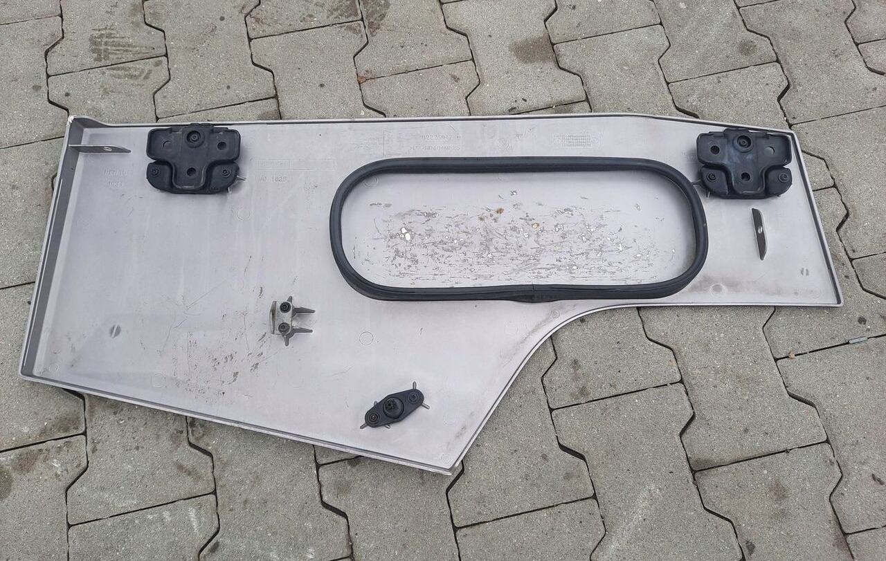 RENAULT KLAPA SCHOWKA DRZWICZKI LEWE RENAULT GAMA RANGE T - Αμάξωμα και εξωτερικό για Φορτηγό: φωτογραφία 5 RENAULT KLAPA SCHOWKA DRZWICZKI LEWE RENAULT GAMA RANGE T - Αμάξωμα και εξωτερικό για Φορτηγό: φωτογραφία 5