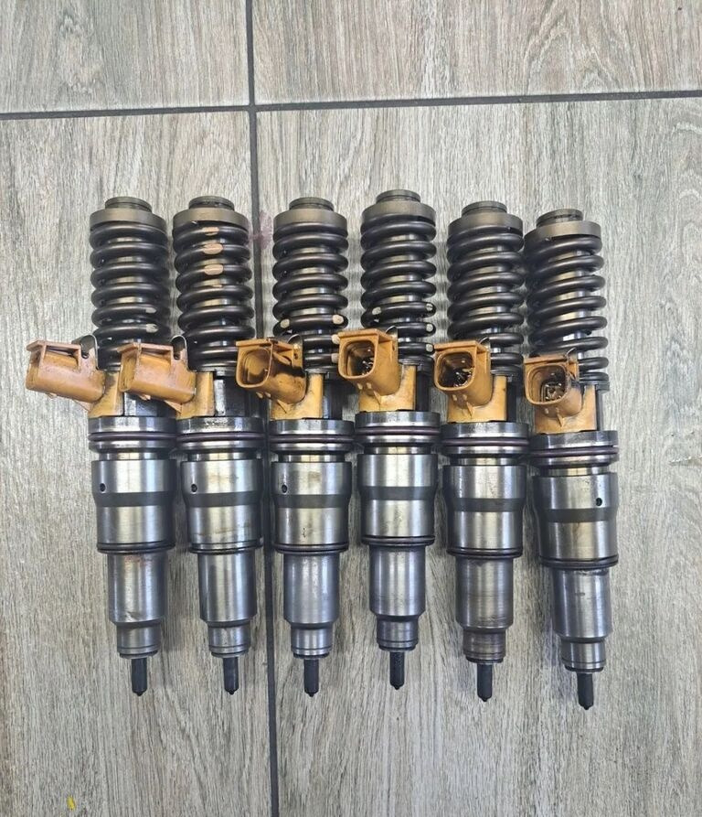Renault POMPO E POMPOWTRYSKI MAGNUM DXI VOLVO FM FH 21340616 Renault RENAULT MAGNUM DXI VOLVO FM FH 21340616 - Σύστημα έγχυσης καυσίμου για Φορτηγό: φωτογραφία 1 Renault POMPO E POMPOWTRYSKI MAGNUM DXI VOLVO FM FH 21340616 Renault RENAULT MAGNUM DXI VOLVO FM FH 21340616 - Σύστημα έγχυσης καυσίμου για Φορτηγό: φωτογραφία 1