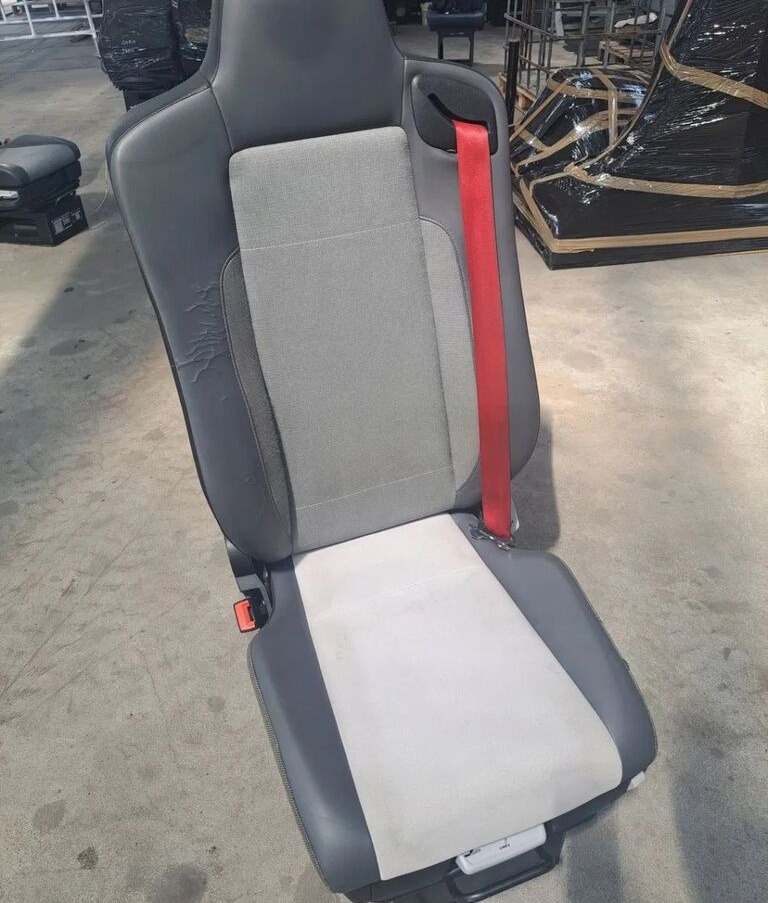 Renault SIEDZENIE KIEROWCY Renault RANGE GAMA T C K - Kάθισμα για Φορτηγό: φωτογραφία 3 Renault SIEDZENIE KIEROWCY Renault RANGE GAMA T C K - Kάθισμα για Φορτηγό: φωτογραφία 3