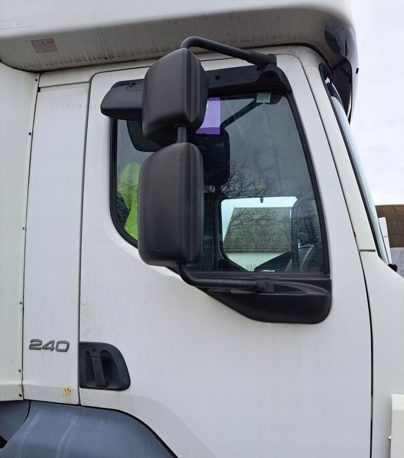 Renault Volvo FE FL - Πόρτα και ανταλλακτικά για Φορτηγό: φωτογραφία 2 Renault Volvo FE FL - Πόρτα και ανταλλακτικά για Φορτηγό: φωτογραφία 2