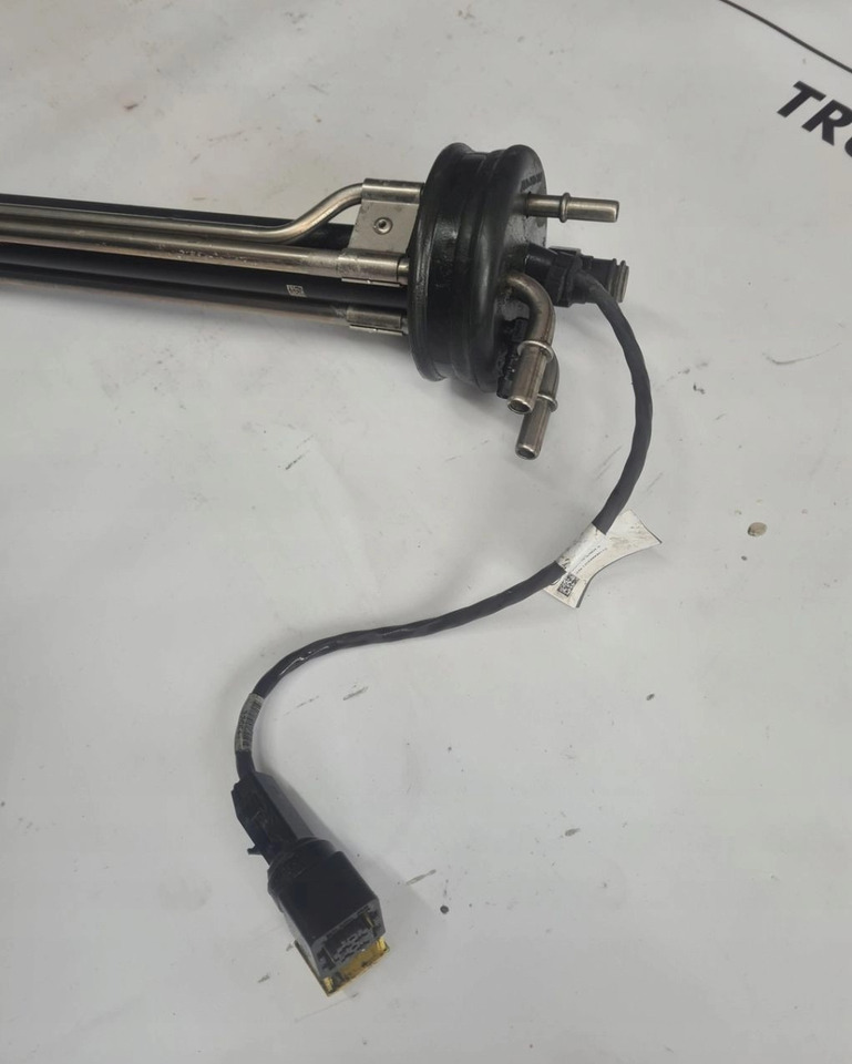 SMOK ADBLUE Z CZUJNIKIEM JAKOŚCI RENAULT GAMA T VOLVO FM 4 FH 4 LIFT FH 5 23343310 P03 - Σύστημα εξάτμισης: φωτογραφία 3 SMOK ADBLUE Z CZUJNIKIEM JAKOŚCI RENAULT GAMA T VOLVO FM 4 FH 4 LIFT FH 5 23343310 P03 - Σύστημα εξάτμισης: φωτογραφία 3