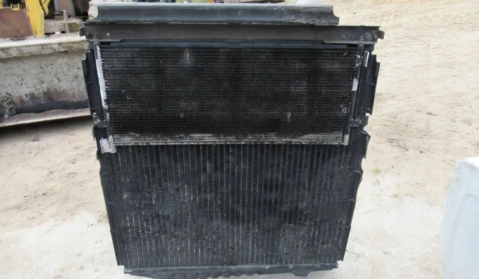 VOLVO KOMPLET CHŁODNIC CHŁODNICA VOLVO FH 12 13 - Ψυγείο αυτοκίνητο για Φορτηγό: φωτογραφία 2 VOLVO KOMPLET CHŁODNIC CHŁODNICA VOLVO FH 12 13 - Ψυγείο αυτοκίνητο για Φορτηγό: φωτογραφία 2