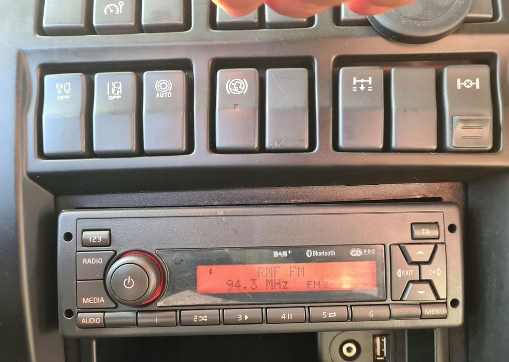 VOLVO RADIO MP3 BLUETOOTH CD AUX USB 12V VOLVO FE FL EURO 6 - Καμπίνα και εσωτερικό για Φορτηγό: φωτογραφία 1 VOLVO RADIO MP3 BLUETOOTH CD AUX USB 12V VOLVO FE FL EURO 6 - Καμπίνα και εσωτερικό για Φορτηγό: φωτογραφία 1