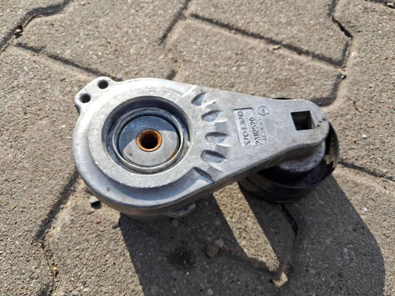 VOLVO ROLKA NAPINACZ PASKA ALTERNATORA RENAULT RANGE GAMA T VOLVO FH 4 5 - Κινητήρας και ανταλλακτικά για Φορτηγό: φωτογραφία 2 VOLVO ROLKA NAPINACZ PASKA ALTERNATORA RENAULT RANGE GAMA T VOLVO FH 4 5 - Κινητήρας και ανταλλακτικά για Φορτηγό: φωτογραφία 2