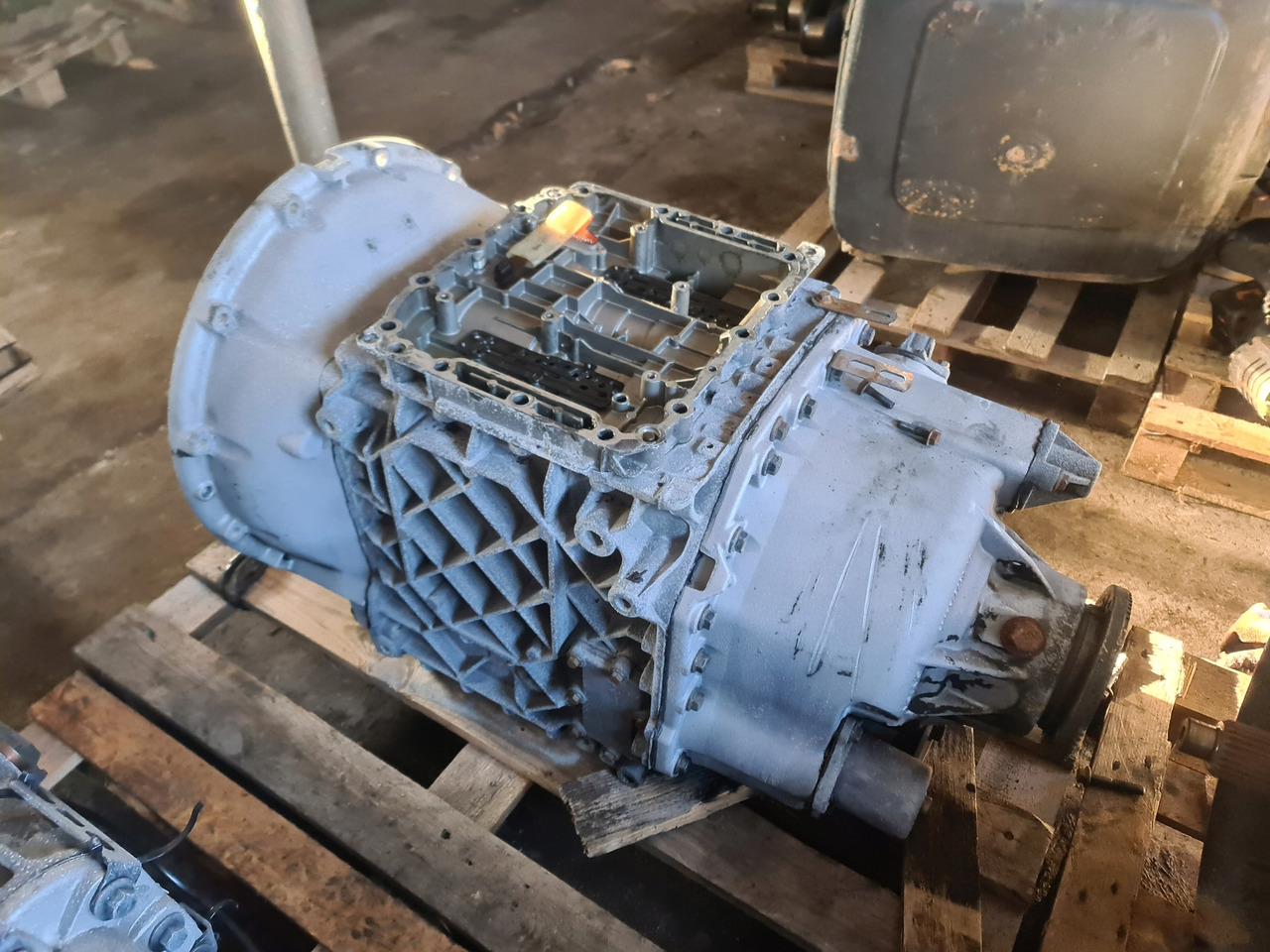 VOLVO SKRZYNIA BIEGÓW RENAULT DXI VOLVO FH FM VT2412B - Κιβώτιο ταχυτήτων για Φορτηγό: φωτογραφία 2 VOLVO SKRZYNIA BIEGÓW RENAULT DXI VOLVO FH FM VT2412B - Κιβώτιο ταχυτήτων για Φορτηγό: φωτογραφία 2