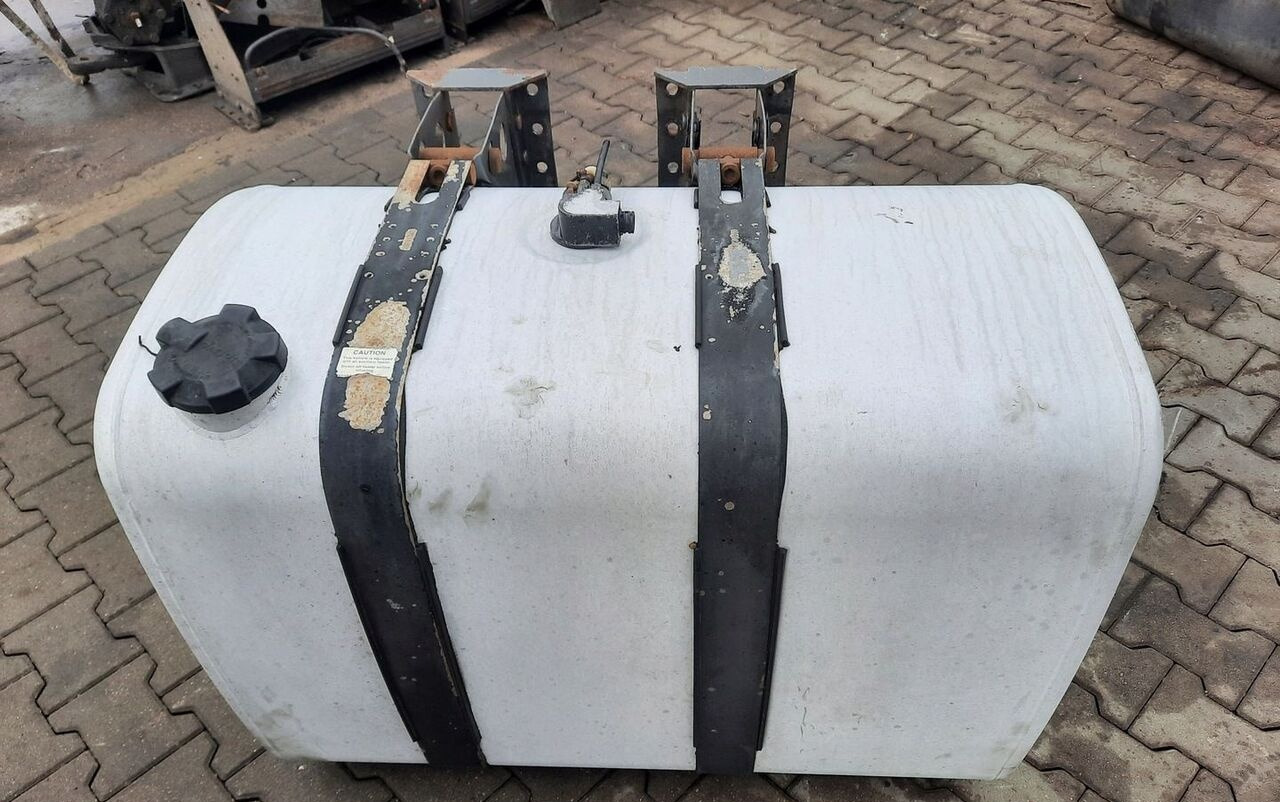 VOLVO ZBIORNIK PALIWA RENAULT DXI GAMA T VOLVO FH FM 4 5 100/70/70 - Ρεζερβουάρ καυσίμου για Φορτηγό: φωτογραφία 2 VOLVO ZBIORNIK PALIWA RENAULT DXI GAMA T VOLVO FH FM 4 5 100/70/70 - Ρεζερβουάρ καυσίμου για Φορτηγό: φωτογραφία 2