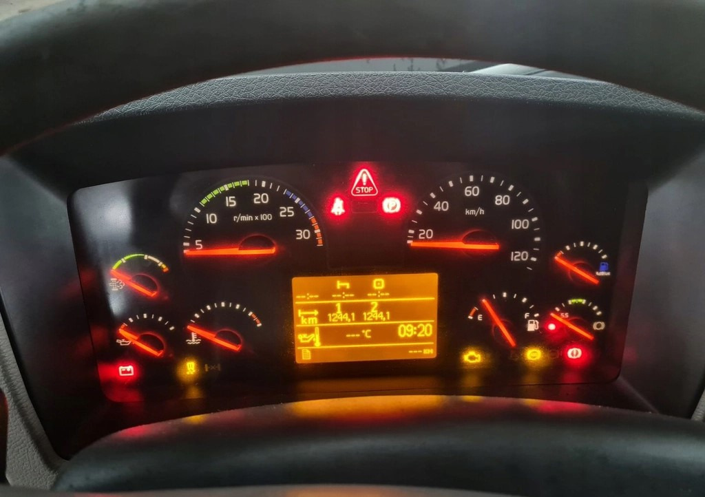 VOLVO ZEGARY LICZNIKI MANUAL VOLVO FL FE EURO 6 - Καμπίνα και εσωτερικό για Φορτηγό: φωτογραφία 4 VOLVO ZEGARY LICZNIKI MANUAL VOLVO FL FE EURO 6 - Καμπίνα και εσωτερικό για Φορτηγό: φωτογραφία 4