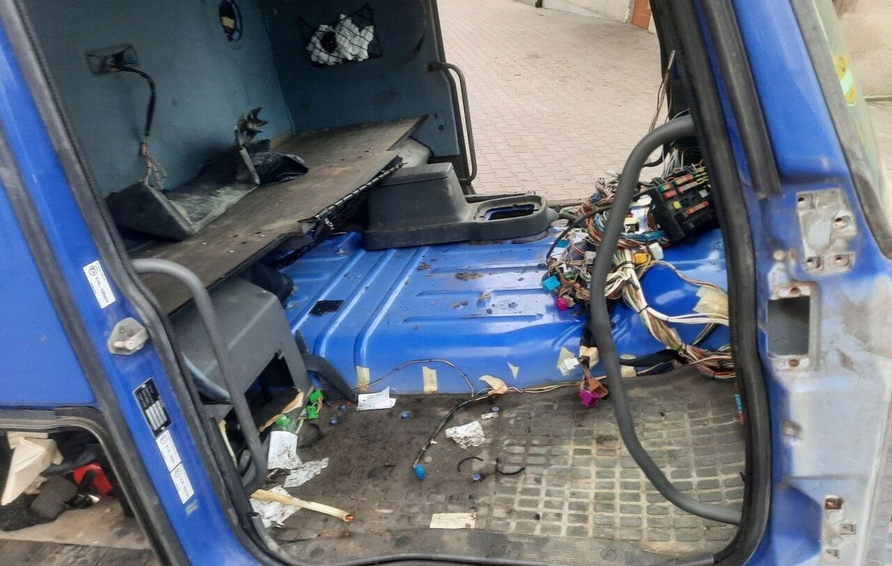 Καμπίνα για Φορτηγό Volvo FH 12 13: φωτογραφία 8