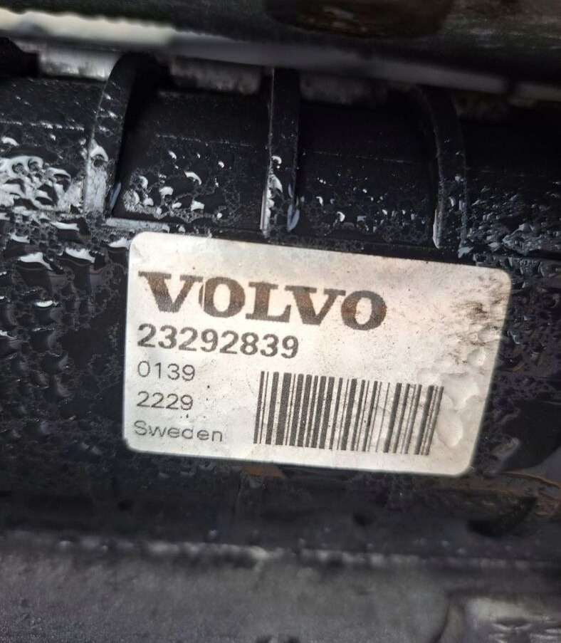 Volvo KOMPLET CHŁODNICA RENAULT GAMA T VOLVO FH 4 DTI 13 - Ψυγείο αυτοκίνητο για Φορτηγό: φωτογραφία 3 Volvo KOMPLET CHŁODNICA RENAULT GAMA T VOLVO FH 4 DTI 13 - Ψυγείο αυτοκίνητο για Φορτηγό: φωτογραφία 3