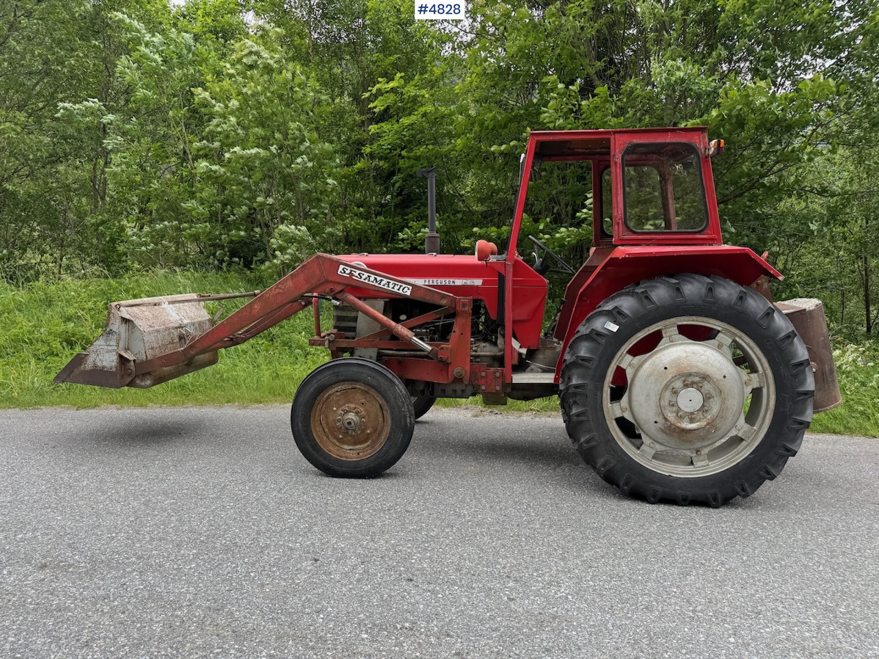 1970 Massey Ferguson 165 w/ front loader - Τρακτέρ: φωτογραφία 1 1970 Massey Ferguson 165 w/ front loader - Τρακτέρ: φωτογραφία 1