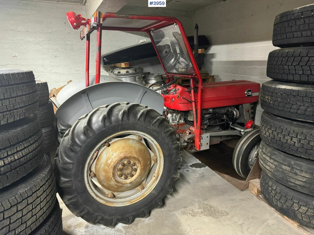1971 Massey Ferguson 135 - Τρακτέρ: φωτογραφία 1 1971 Massey Ferguson 135 - Τρακτέρ: φωτογραφία 1