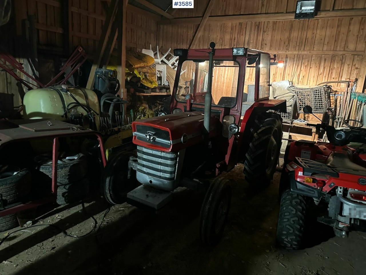 1972 Massey-Ferguson 135 w/ Tailgate and chains. - Τρακτέρ: φωτογραφία 4 1972 Massey-Ferguson 135 w/ Tailgate and chains. - Τρακτέρ: φωτογραφία 4