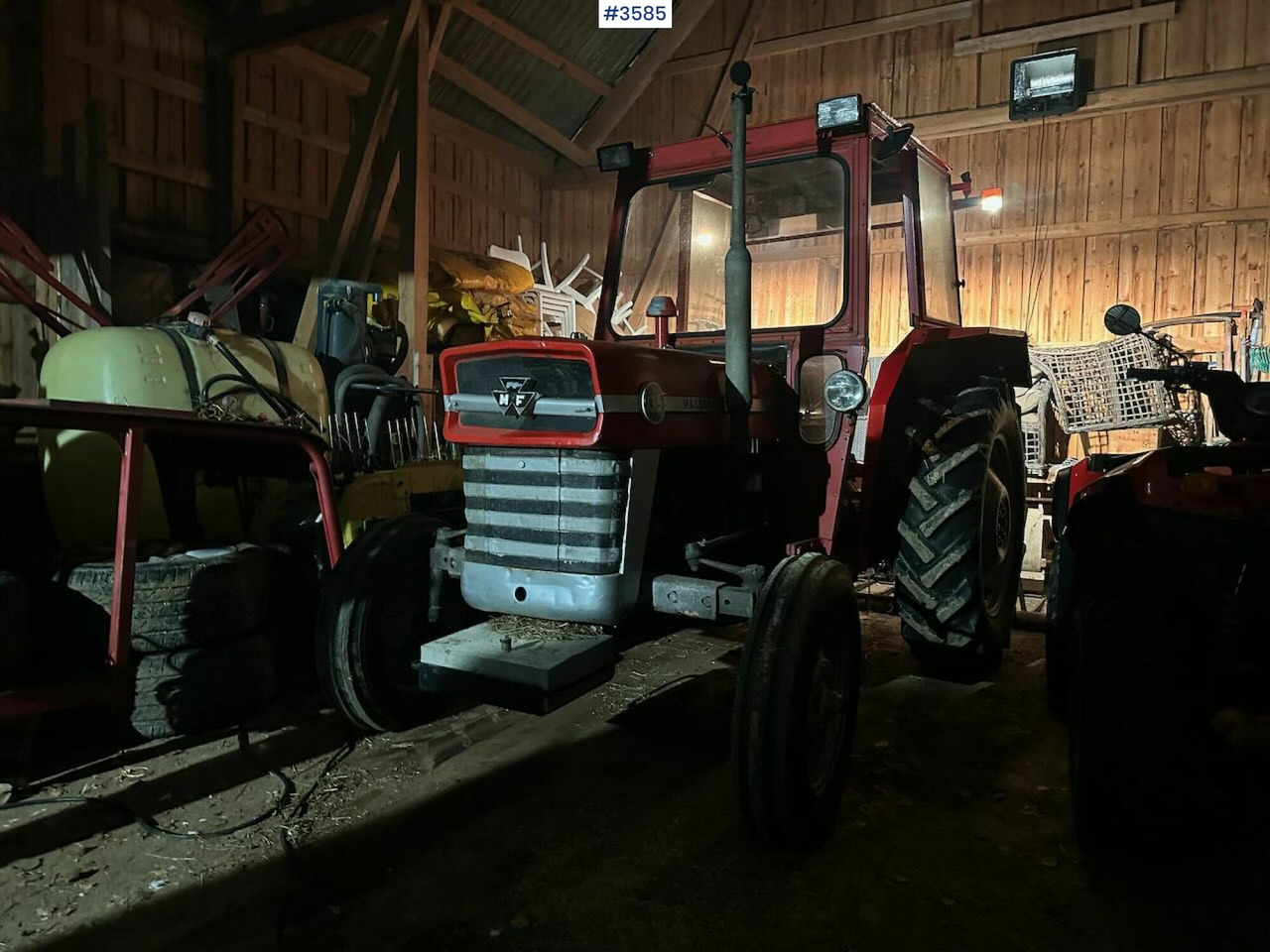 1972 Massey-Ferguson 135 w/ Tailgate and chains. - Τρακτέρ: φωτογραφία 2 1972 Massey-Ferguson 135 w/ Tailgate and chains. - Τρακτέρ: φωτογραφία 2