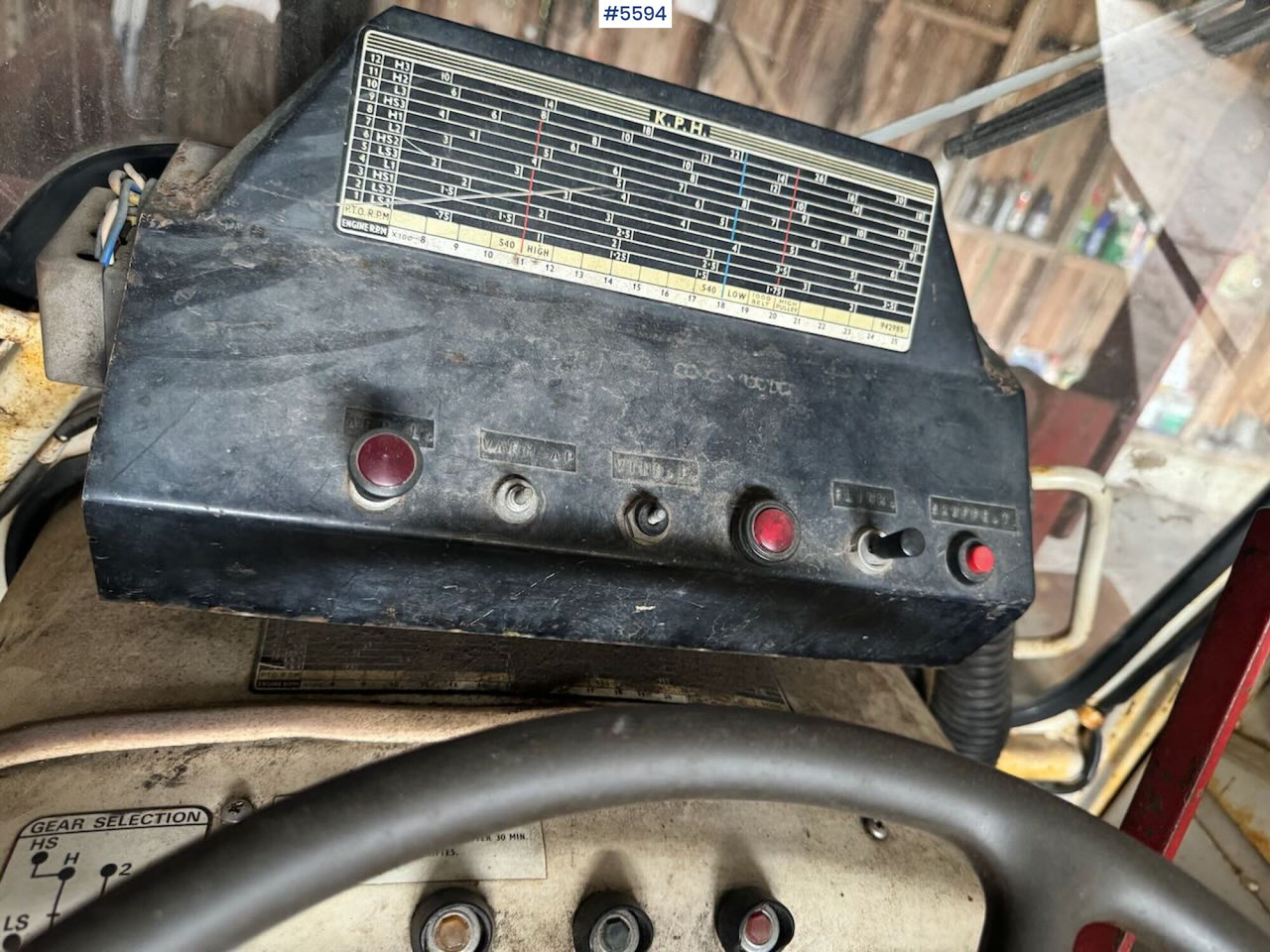 Τρακτέρ 1974 David Brown 885 w/ loaders and chain.: φωτογραφία 15 Τρακτέρ 1974 David Brown 885 w/ loaders and chain.: φωτογραφία 15