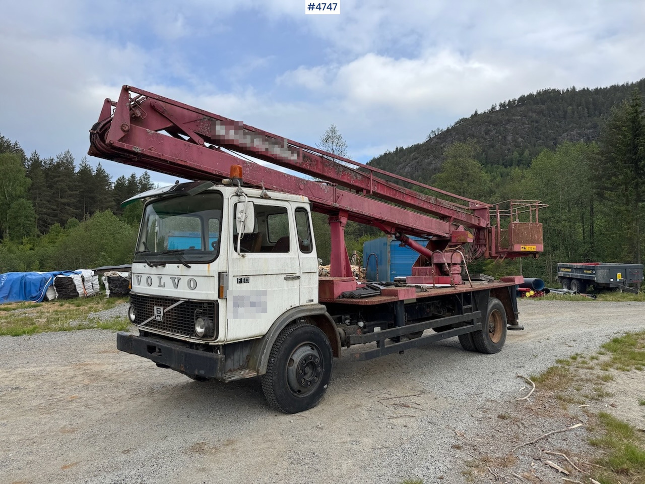 1979 Volvo F 613 w/lift - Φορτηγό με εναέρια πλατφόρμα: φωτογραφία 1 1979 Volvo F 613 w/lift - Φορτηγό με εναέρια πλατφόρμα: φωτογραφία 1