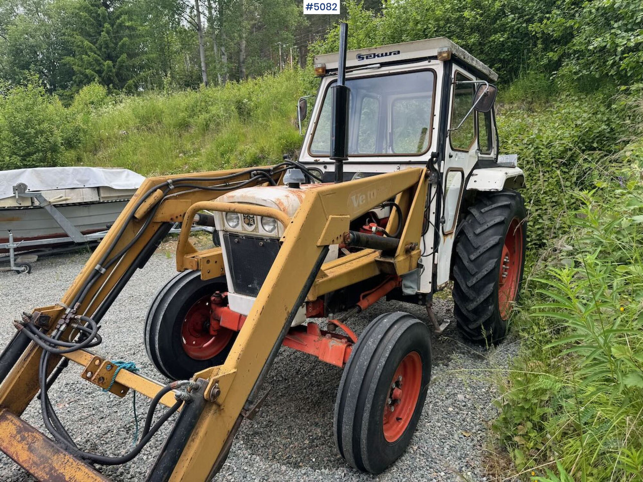1980 David Brown 885 w/ front loader and bucket - Τρακτέρ: φωτογραφία 2 1980 David Brown 885 w/ front loader and bucket - Τρακτέρ: φωτογραφία 2