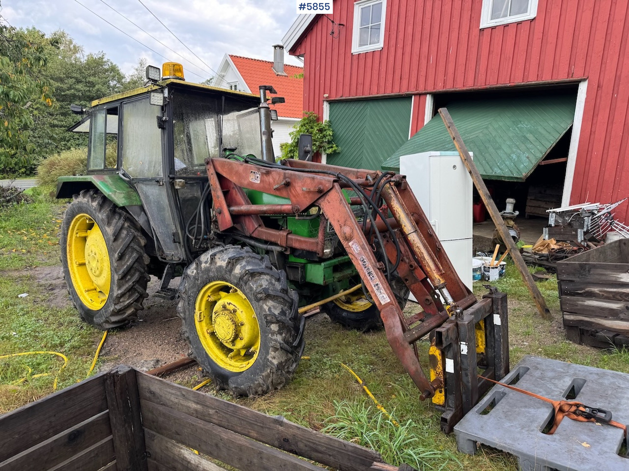 1982 John Deere 1140 with front loader and a parts tractor - Τρακτέρ: φωτογραφία 2 1982 John Deere 1140 with front loader and a parts tractor - Τρακτέρ: φωτογραφία 2