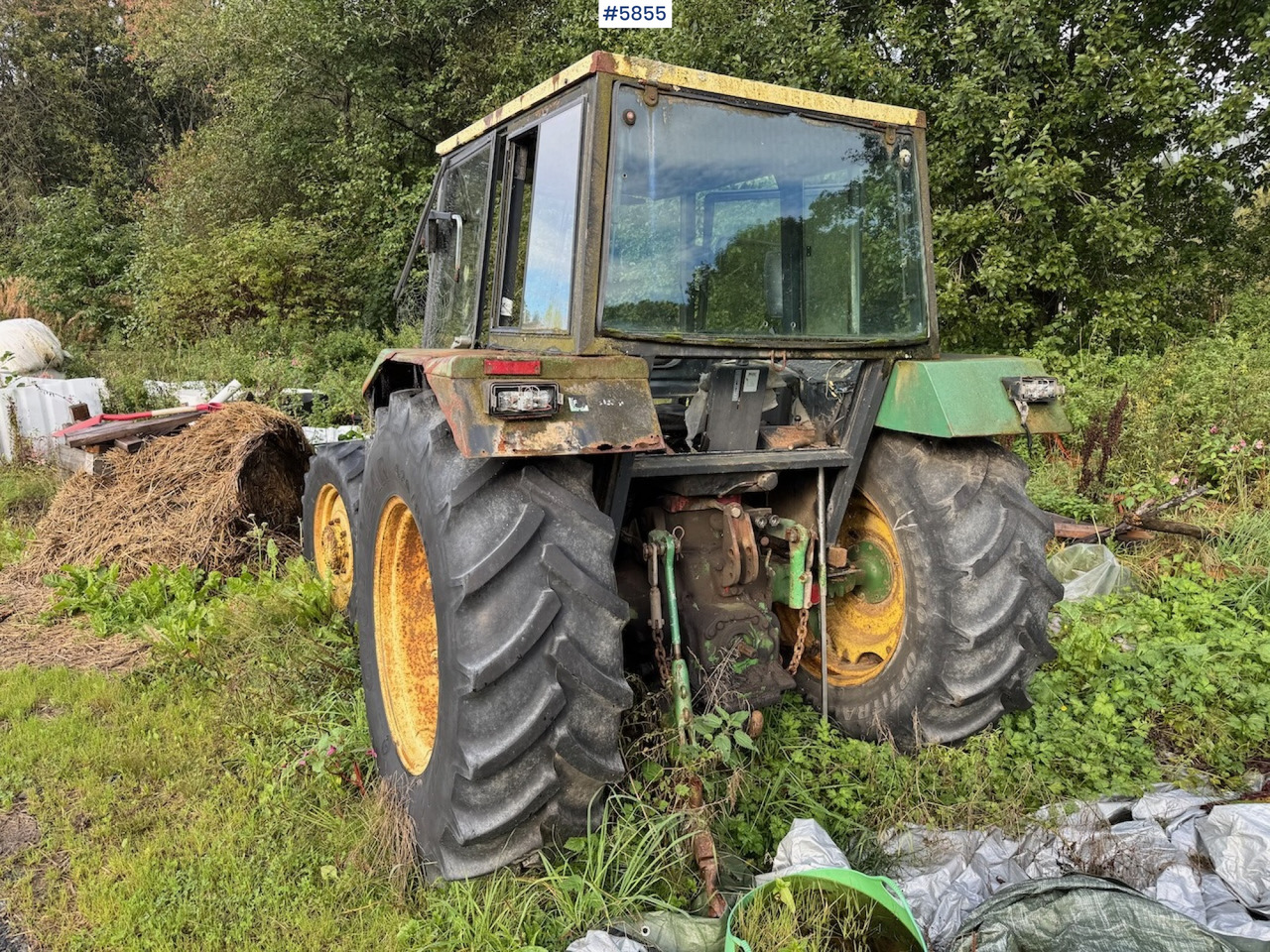 Τρακτέρ 1982 John Deere 1140 with front loader and a parts tractor: φωτογραφία 10