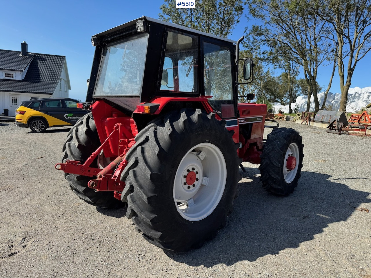 1983 International 585 - Τρακτέρ: φωτογραφία 5 1983 International 585 - Τρακτέρ: φωτογραφία 5