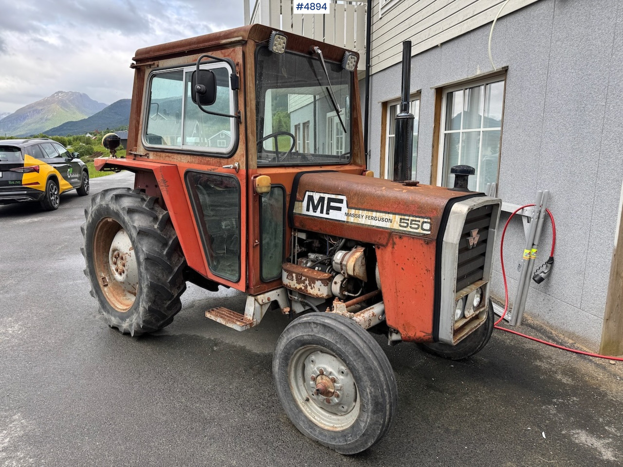 1983 Massey Ferguson 550 - Τρακτέρ: φωτογραφία 1 1983 Massey Ferguson 550 - Τρακτέρ: φωτογραφία 1