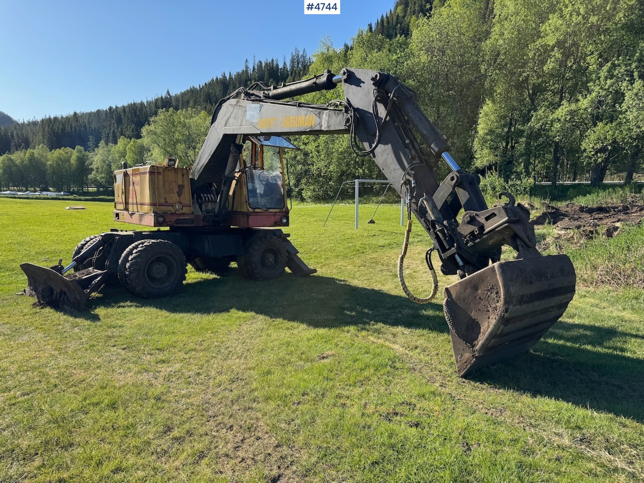 1985 Åkerman H7M B Wheel machine - Εκσκαφέας: φωτογραφία 2 1985 Åkerman H7M B Wheel machine - Εκσκαφέας: φωτογραφία 2
