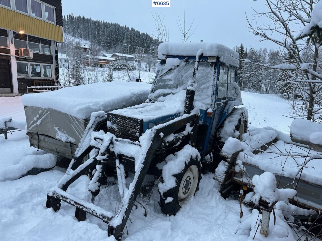 1985 Iseki 4451 tractor w/ front loader. - Τρακτέρ: φωτογραφία 1 1985 Iseki 4451 tractor w/ front loader. - Τρακτέρ: φωτογραφία 1