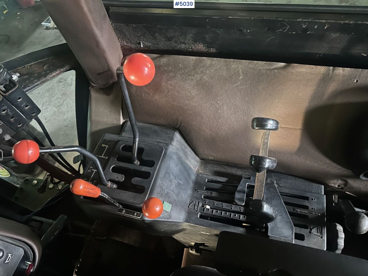 Τρακτέρ 1987 John Deere 2850 Synchron w/ front loader: φωτογραφία 14