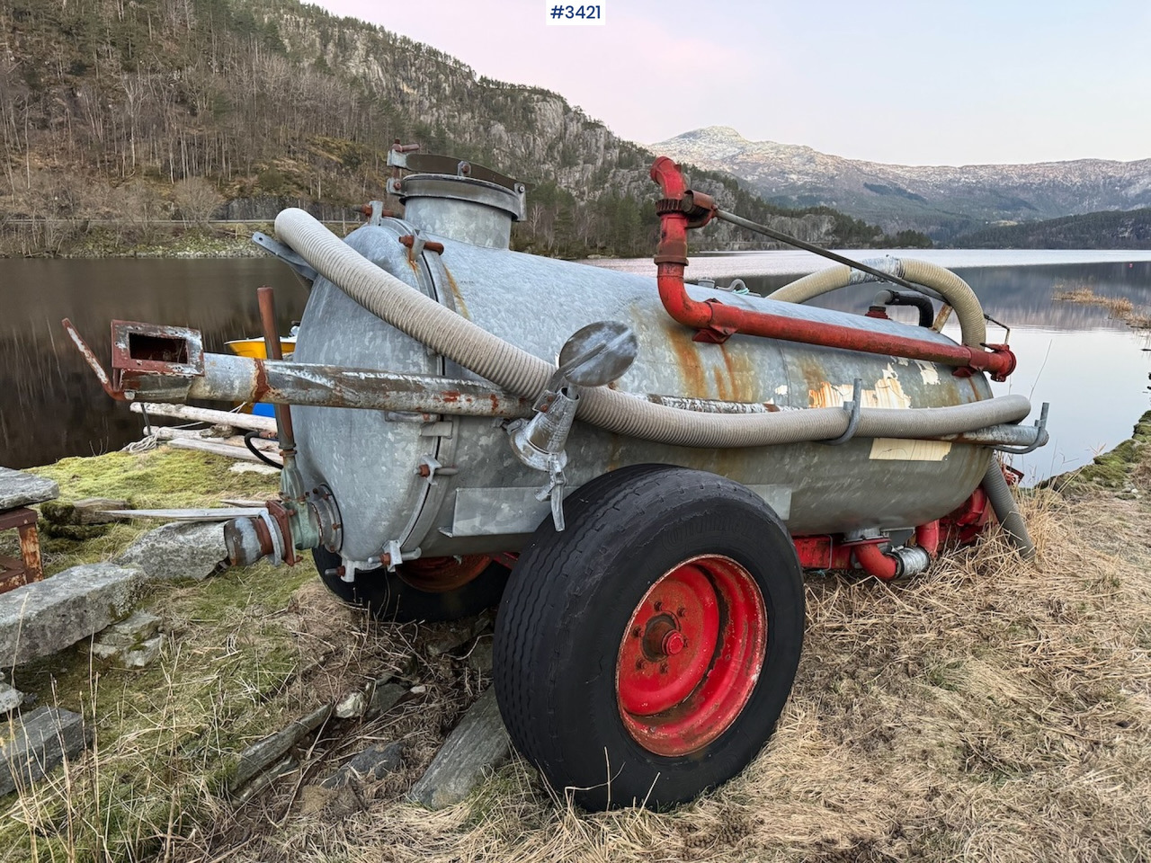 1990 Record Vacuum truck w/cannon - Σανού και κτηνοτροφικά μηχανήματα: φωτογραφία 3 1990 Record Vacuum truck w/cannon - Σανού και κτηνοτροφικά μηχανήματα: φωτογραφία 3