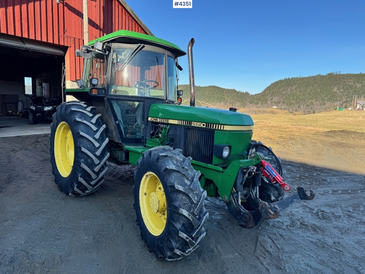 1991 John Deere 2850 4x4 Synchron w/ front hydraulics. - Τρακτέρ: φωτογραφία 5 1991 John Deere 2850 4x4 Synchron w/ front hydraulics. - Τρακτέρ: φωτογραφία 5
