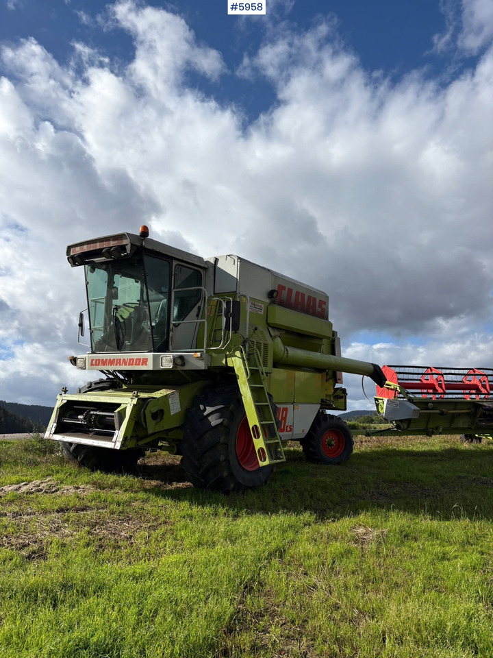 1993 Claas Commandor 228 CS - Θεριζοαλωνιστική μηχανή: φωτογραφία 1 1993 Claas Commandor 228 CS - Θεριζοαλωνιστική μηχανή: φωτογραφία 1