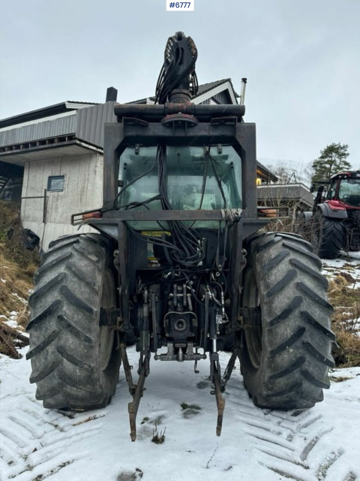 Τρακτέρ 1993 Valmet 8100 with Hiab FMV crane and log trailer: φωτογραφία 9 Τρακτέρ 1993 Valmet 8100 with Hiab FMV crane and log trailer: φωτογραφία 9