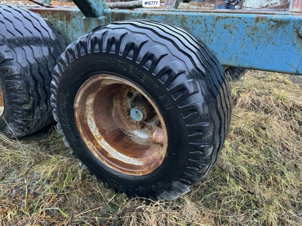 Τρακτέρ 1993 Valmet 8100 with Hiab FMV crane and log trailer: φωτογραφία 24 Τρακτέρ 1993 Valmet 8100 with Hiab FMV crane and log trailer: φωτογραφία 24