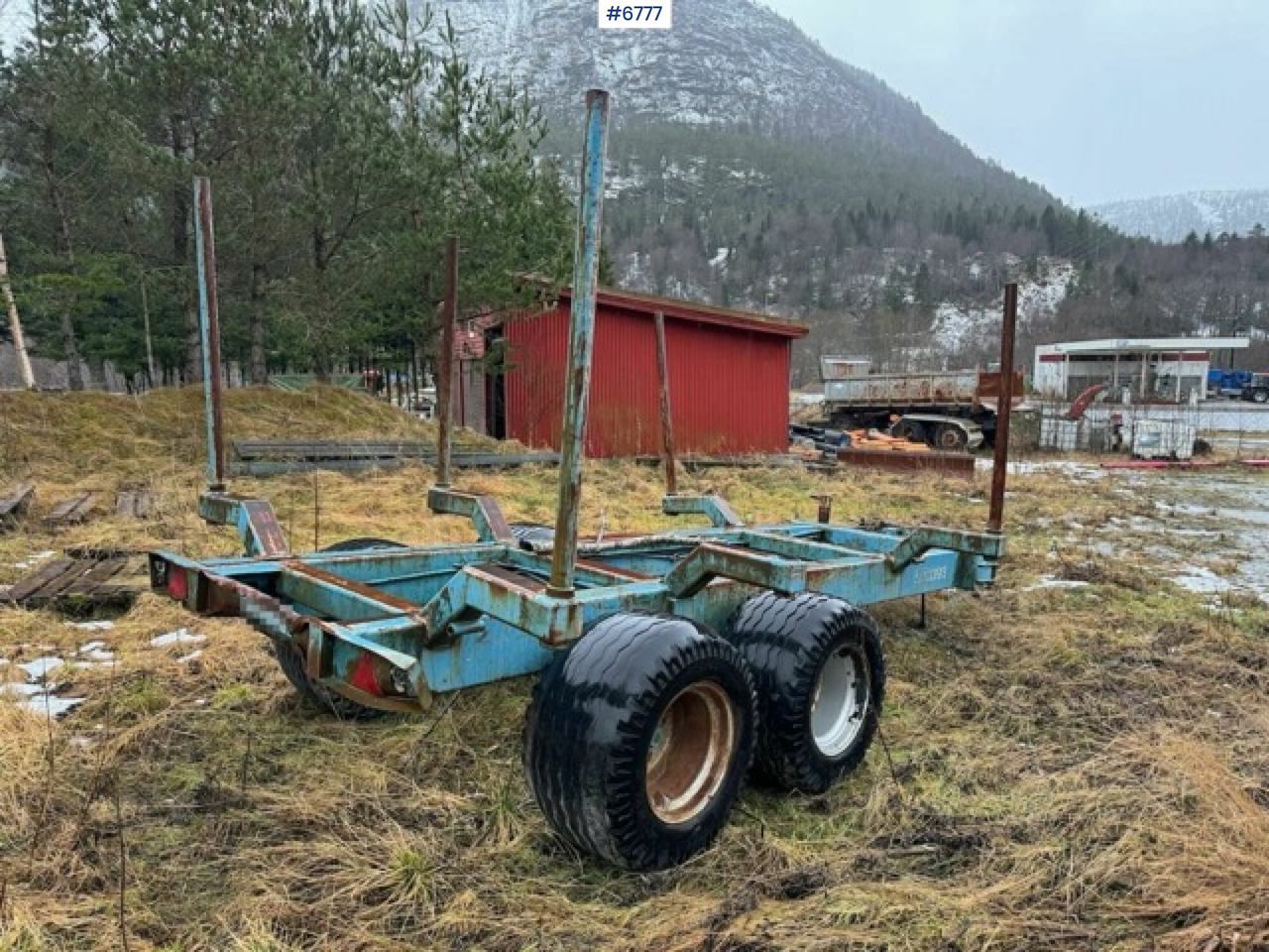 Τρακτέρ 1993 Valmet 8100 with Hiab FMV crane and log trailer: φωτογραφία 18 Τρακτέρ 1993 Valmet 8100 with Hiab FMV crane and log trailer: φωτογραφία 18